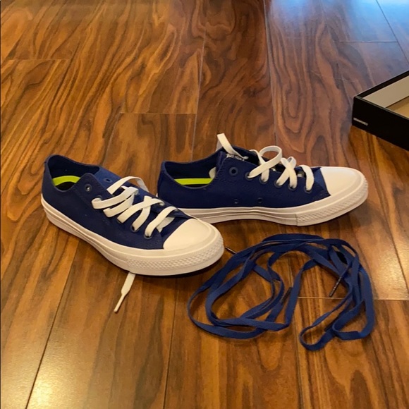 Blue converse - Picture 4 of 4